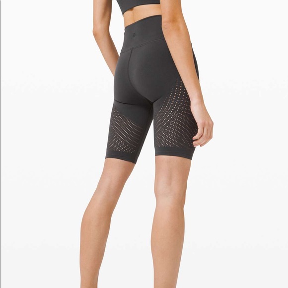 Lululemon 9” Bike Short - Picture 3 of 6